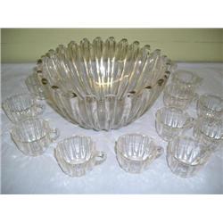 Punch bowl w/cups