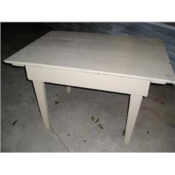 White wood farm table
