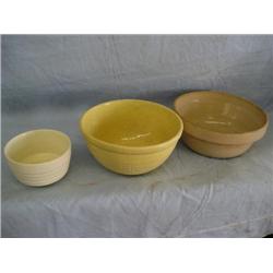 3 mixing bowls