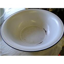Large old heavy duty enamel wash pan