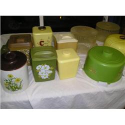 Plastic canisters, cake covers, misc.