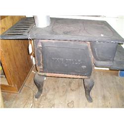 Cast Iron Dixie Belle Stove