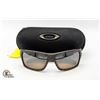 Image 2 : POLARIZED OAKLEY SUNGLASSES W/UNKNOWN PRESCRIPTION