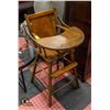 Image 1 : ANTIQUE WOOD HIGH CHAIR