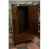 Image 3 : ANTIQUE WOOD ARMOIRE WITH MIRRORED FRONT