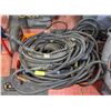 Image 1 : TOTE OF 3000 PSI 3/8" AIR COMPRESSOR HOSE W. SOME