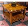 Image 1 : SOLID WOOD ORNATE SIDE TABLE 26" X 26" X 21"