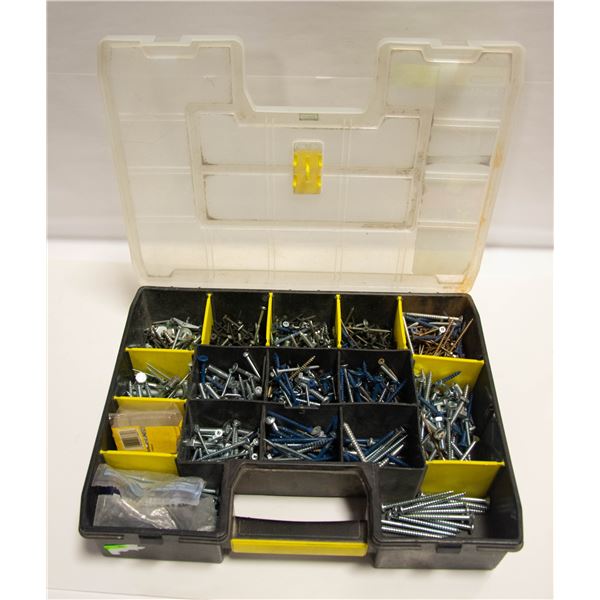 STANLEY TOOL KIT FILLED WITH SCREWS