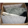 Image 1 : LARGE BOX OF THROW PILLOWS