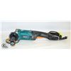 Image 1 : MAKITA 5" ANGLE GRINDER 125MM