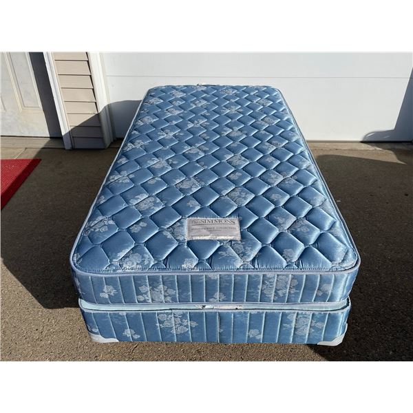 SIMMONS EXTRA DELUXE TWIN MATTRESS, BOX SPRING, AND BED FRAME