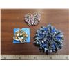 Image 2 : Lot of assorted brooches