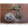 Image 3 : Lot of assorted brooches