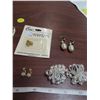 Image 2 : Lot of assorted jewelry