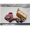 Image 4 : Metal dump truck toy