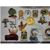 Image 2 : Container of Lions Club collector's pins - British Colombia pins