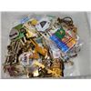 Image 5 : Container of Lions Club collector's pins - South Dakota