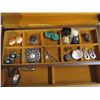 Image 5 : Vintage Her Royal Highness jewelry box with vintage jewelry