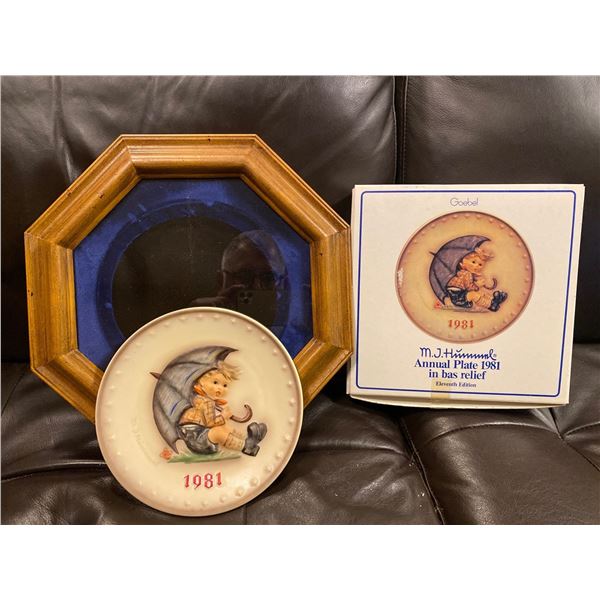 M.J. Hummel Annual Plate 1981 In Bas Relief 13 x 13