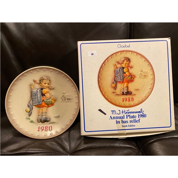 M.J. Hummel Annual Plate 1980 In Bas Relief - No Frame 8 x 8