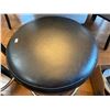 Image 4 : Set Of Round Bar Stools