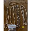 Image 1 : Assortment of Costume Pearl Jewelry  Necklaces and earrings Bling Bling