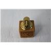 Image 4 : Carved Wooden Table Top Lighter