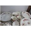 Image 7 : 80-Piece Royal Albert Lavender Rose Set