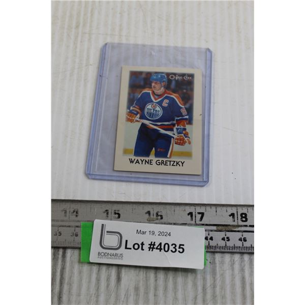 Wayne Gretzky Early 80s Mini Card