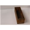 Image 3 : Kraft Cheese Wood Box, Gulf Oil Temperature Gauge