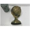 Image 4 : VINTAGE METAL GLOBE HAND CARVED COUNTRY NAMES