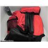 Image 2 : NEW CANADIAN RED CROSS BACK PACK
