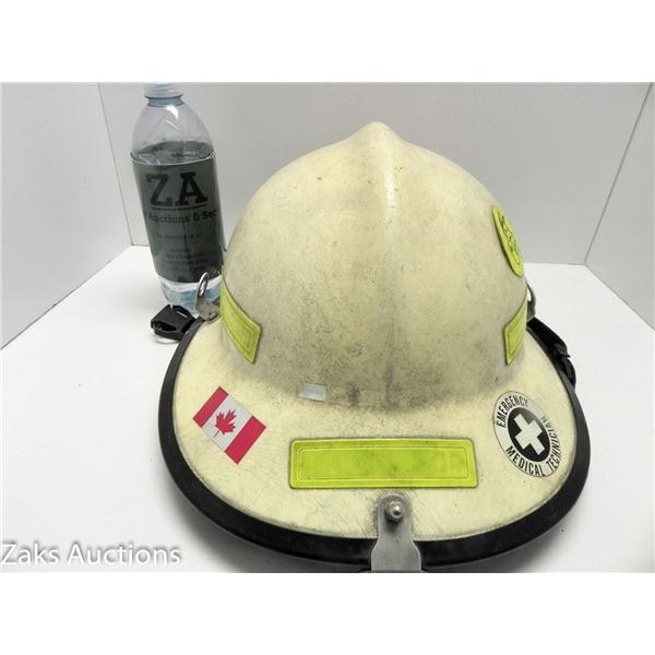 EMERGENCY MEDICAL ATTENDANT HELMET