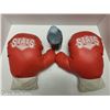 Image 4 : 2 PAIR STATS CHAMPIONS BOXING GLOVES