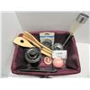 Image 1 : BASKET OF VARIOUS HOUSEHOLD GOODS, KITCHEN