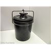 Image 6 : BASKET OF VARIOUS HOUSEHOLD GOODS, KITCHEN