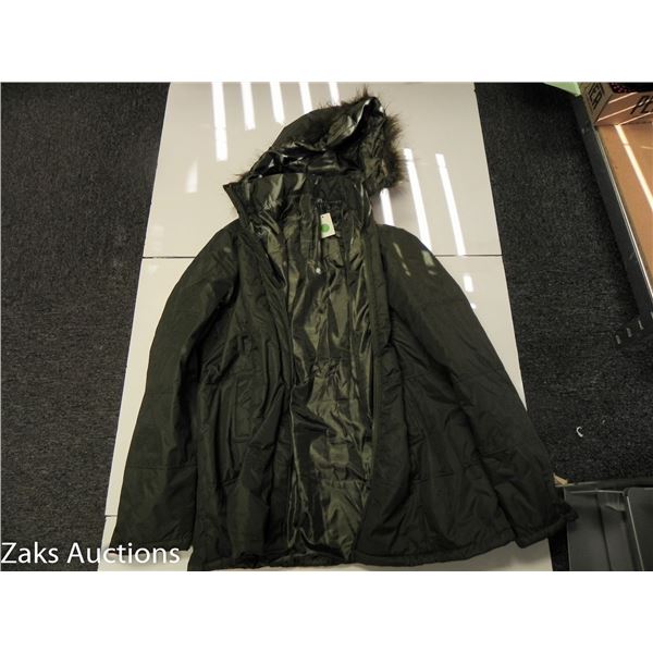 BESCA GREEN LIGHT PUFFER WITH HOOD - SIZE Y XL OR ADULT M