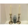 Image 1 : SET OF 2 PLATED HEAVY CANDLE HOLDERS WITH CANDLES