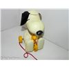 Image 2 : BOX OF COLLECTIBLE SNOOPY TOYS 1970'S+ INCL SNOOPY TIN AND 3 SNOOPY KERCHIEFS