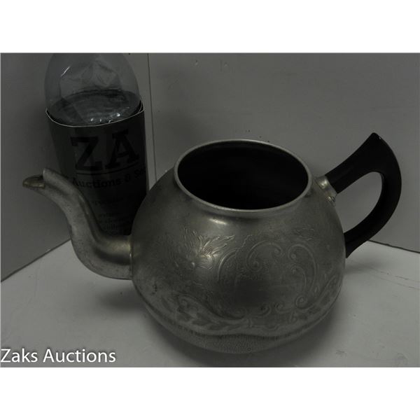 VINTAGE SWAN BRAND ALUMINUM 6 CUP TEAPOT - LID NOT FOUND, AS YET