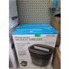 Image 1 : Royal 12 Sheet Micro-cut Paper Shredder