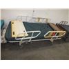 Image 2 : 3 Hospital Beds