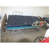 Image 3 : 3 Hospital Beds
