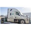 Image 3 : BAILIFF SEIZED: 2019 FREIGHTLINER CASCADIA TRACTOR