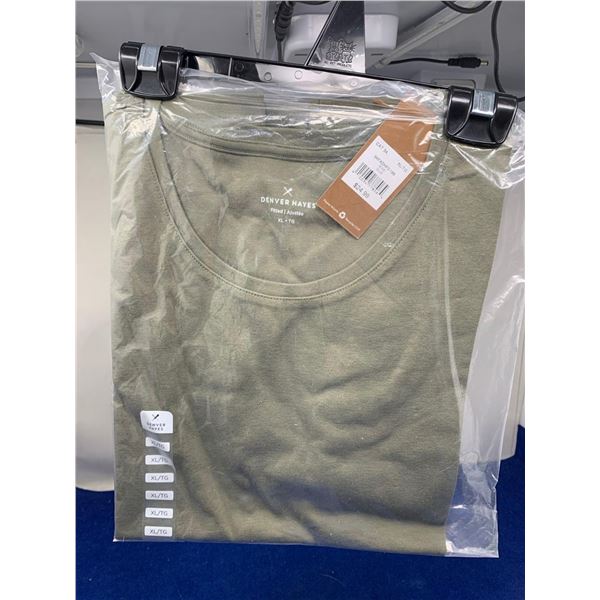 Denver Hayes Fitted Tee (XL)