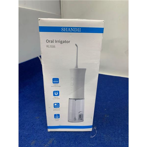 Oral Irrigator