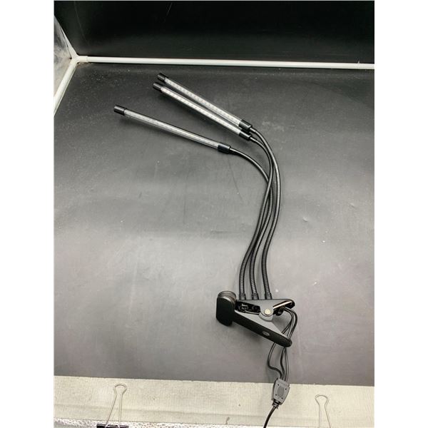 Black Light Table Clamp Lamp