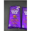 Image 2 : Cadbury Dairy Milk Fruit & Nut Candy Bars (3 x 200g)