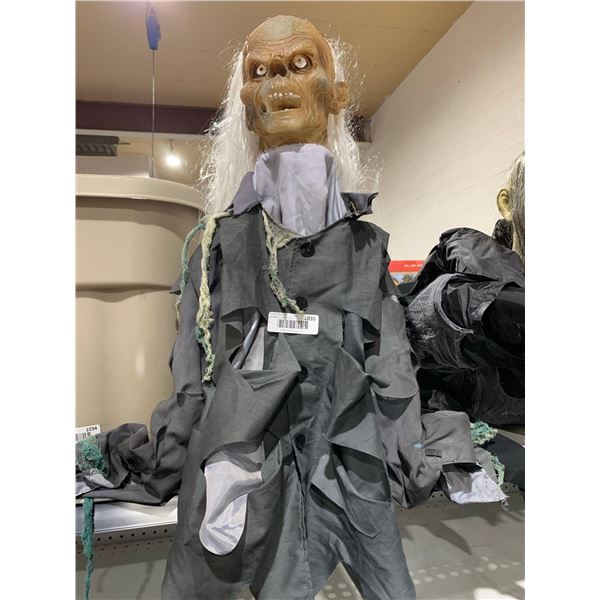 Animatronic Halloween Decor