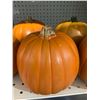 Image 2 : Lot of 5 Small Pumpkins Decor